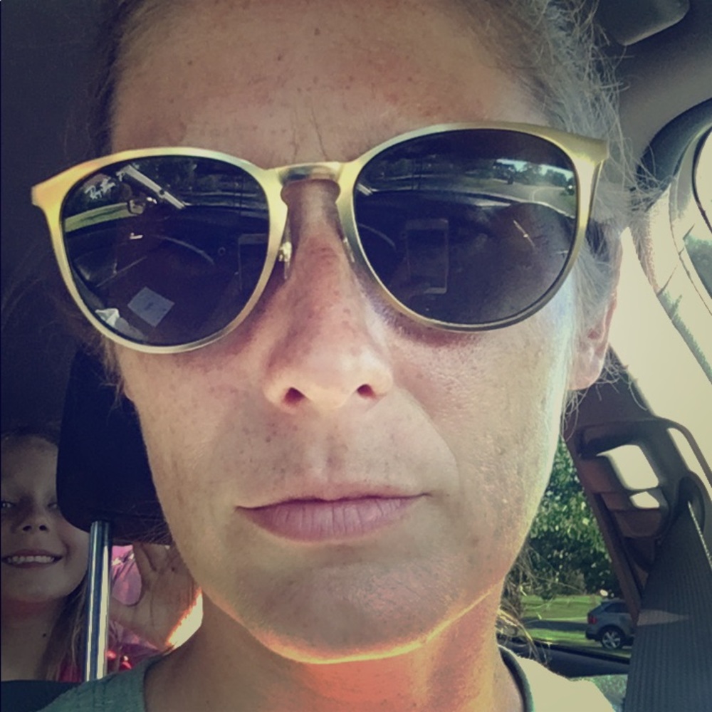 Gold Rayban Polarized